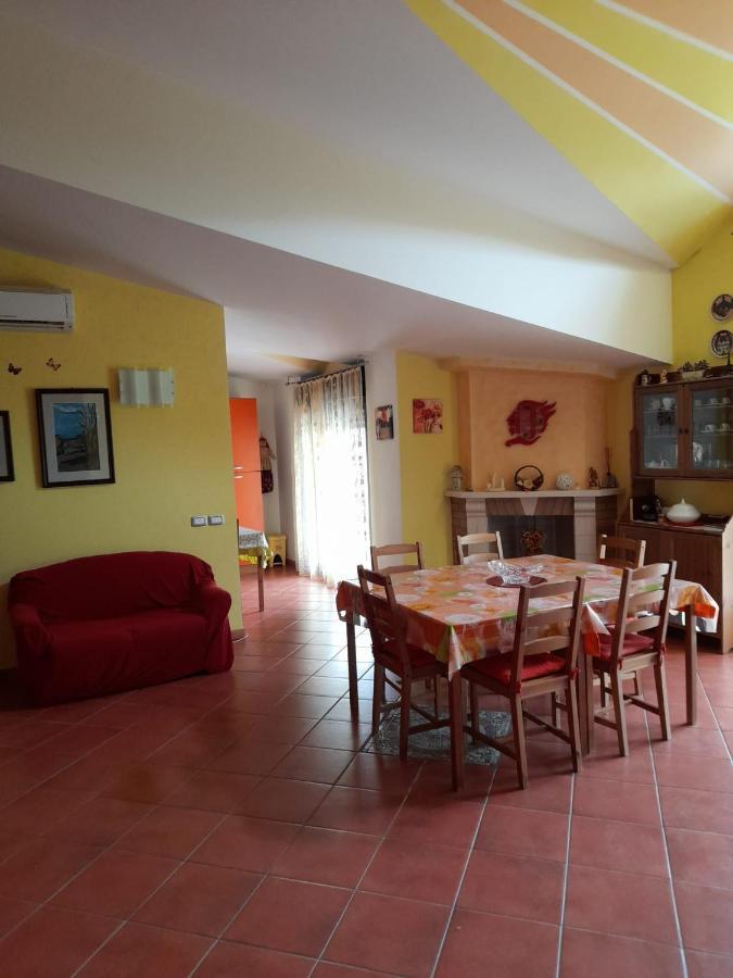 Bed & Breakfast "David" Tornareccio Buitenkant foto